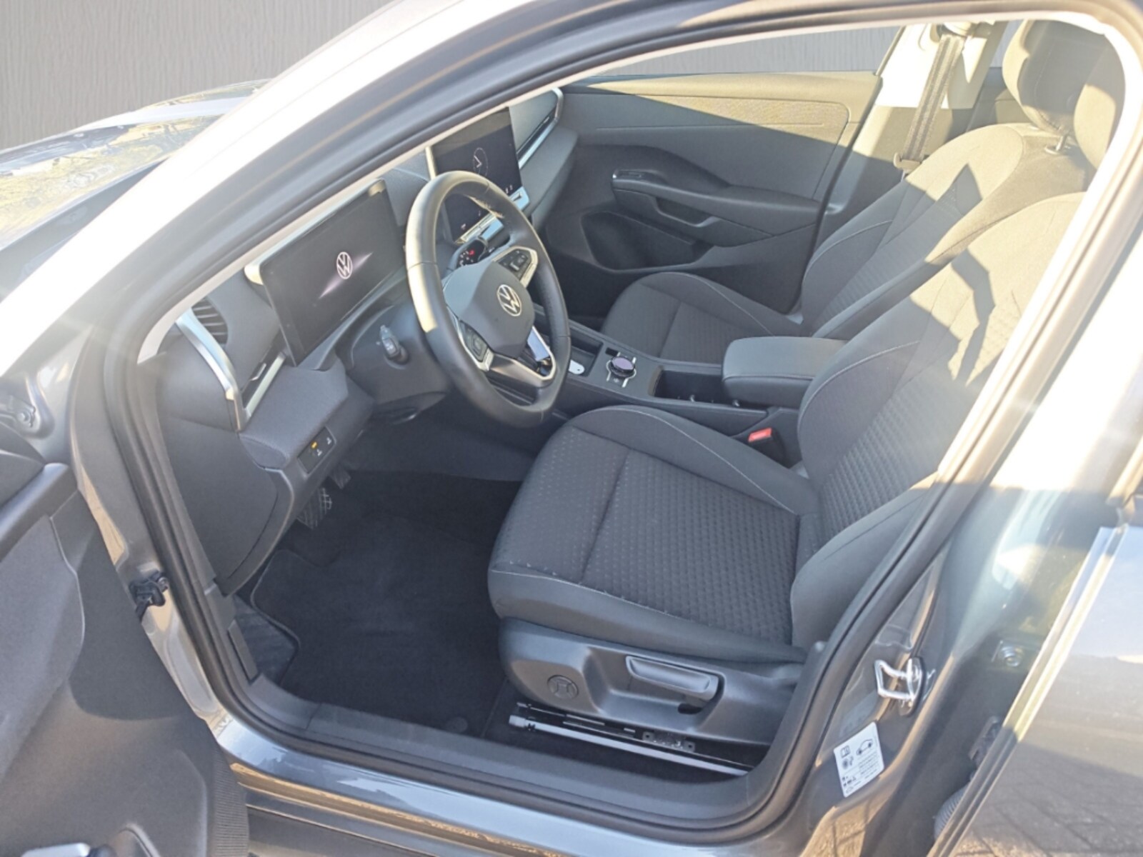 Volkswagen T-Roc – Bild 13