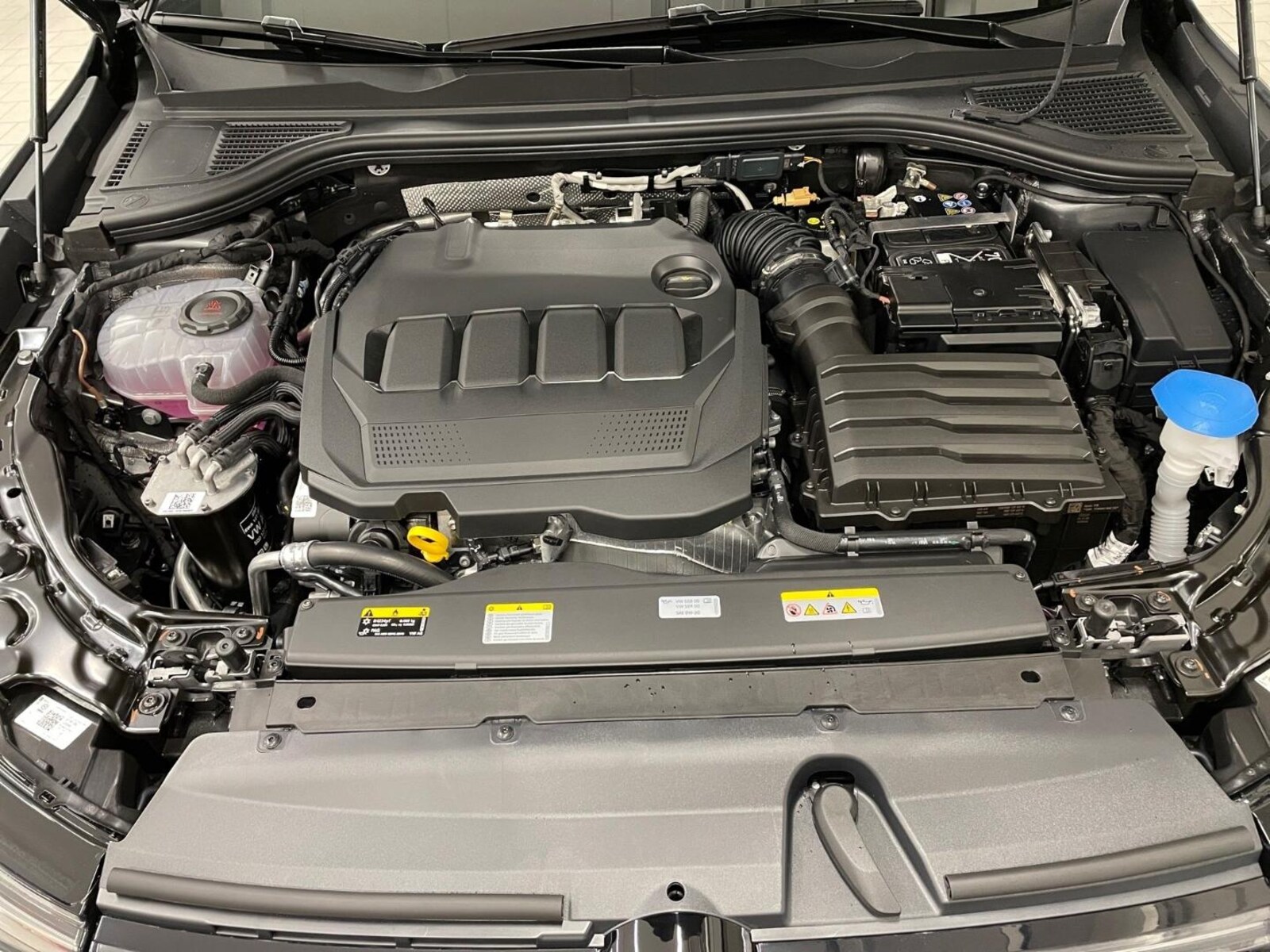 Volkswagen Passat – Bild 8