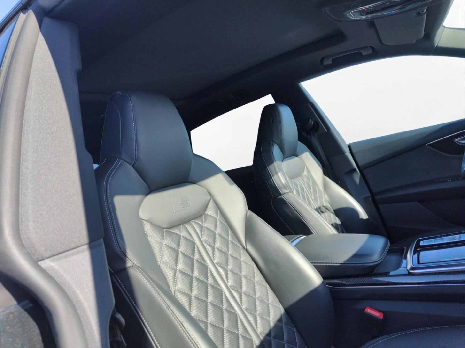 Audi Q8 SUV