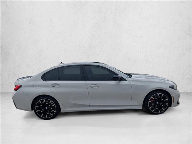 2025 BMW 330i