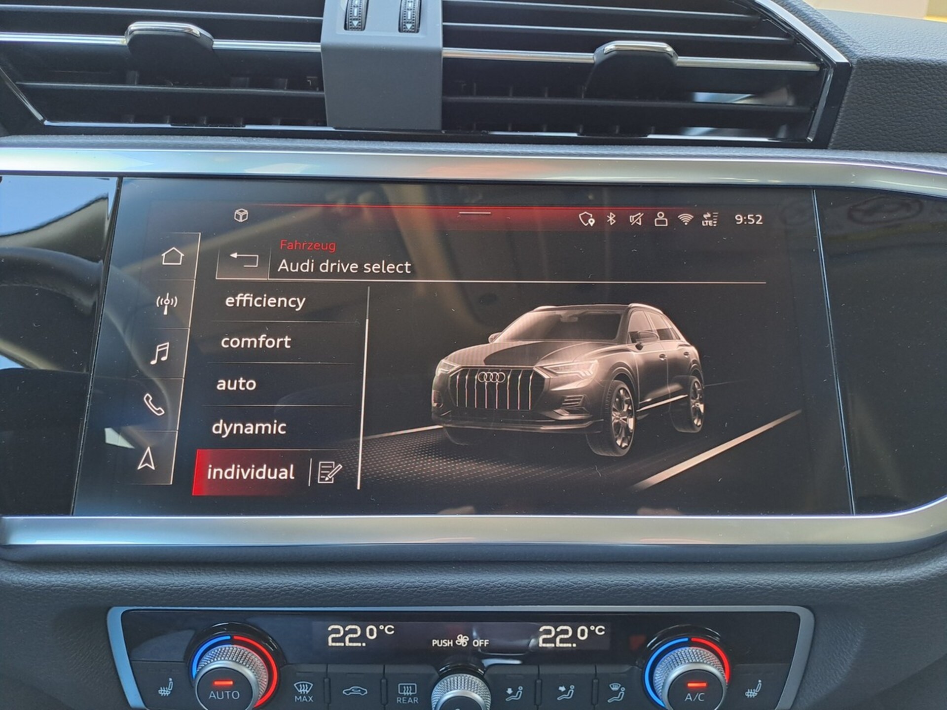 Audi Q3 SUV advanced
