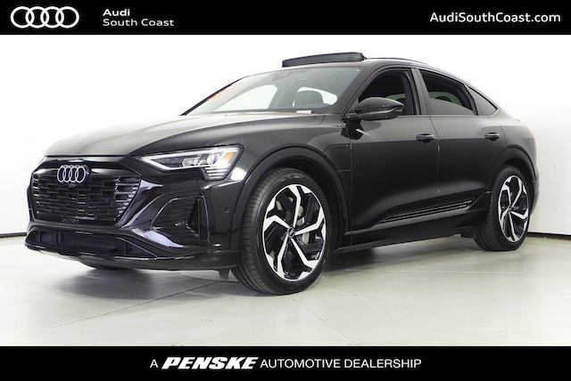 2024 Audi Q8 Sportback e-tron