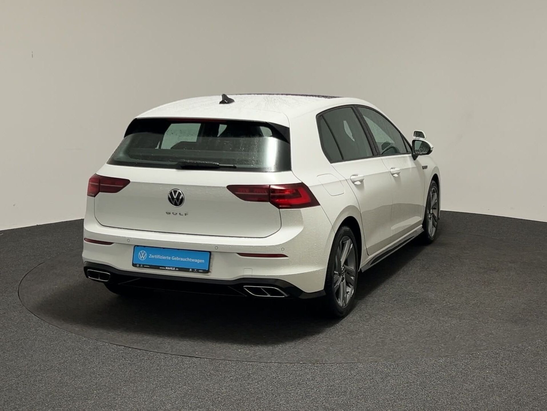 Volkswagen Golf R-Line