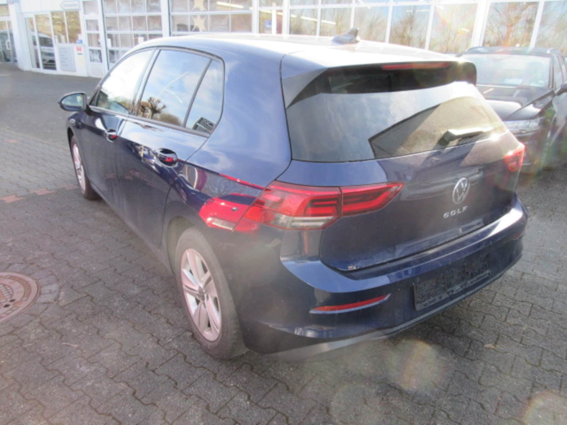 Volkswagen Golf Life