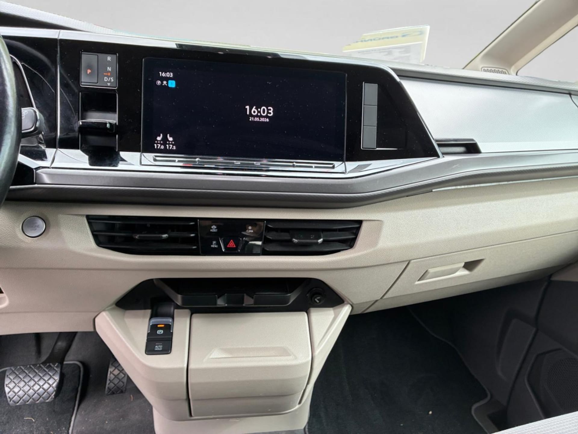 Volkswagen Multivan Langversion Basis-Modell