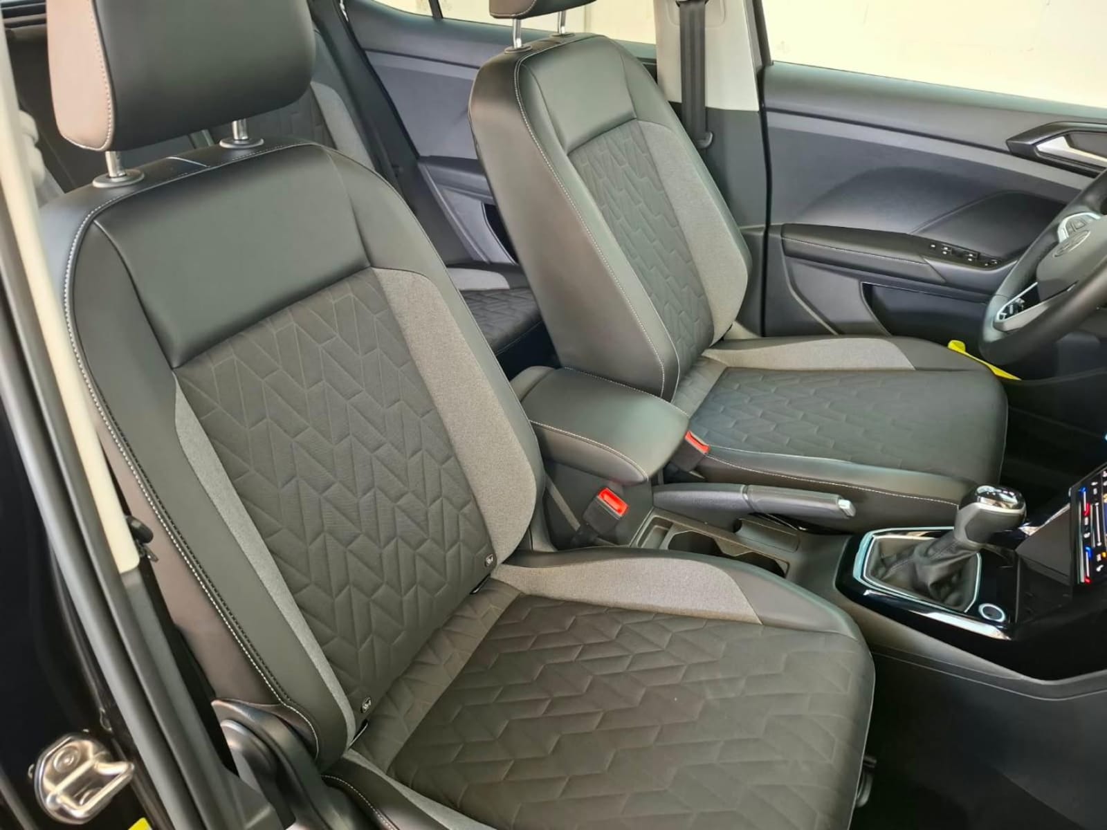 Volkswagen T-Cross – Bild 10
