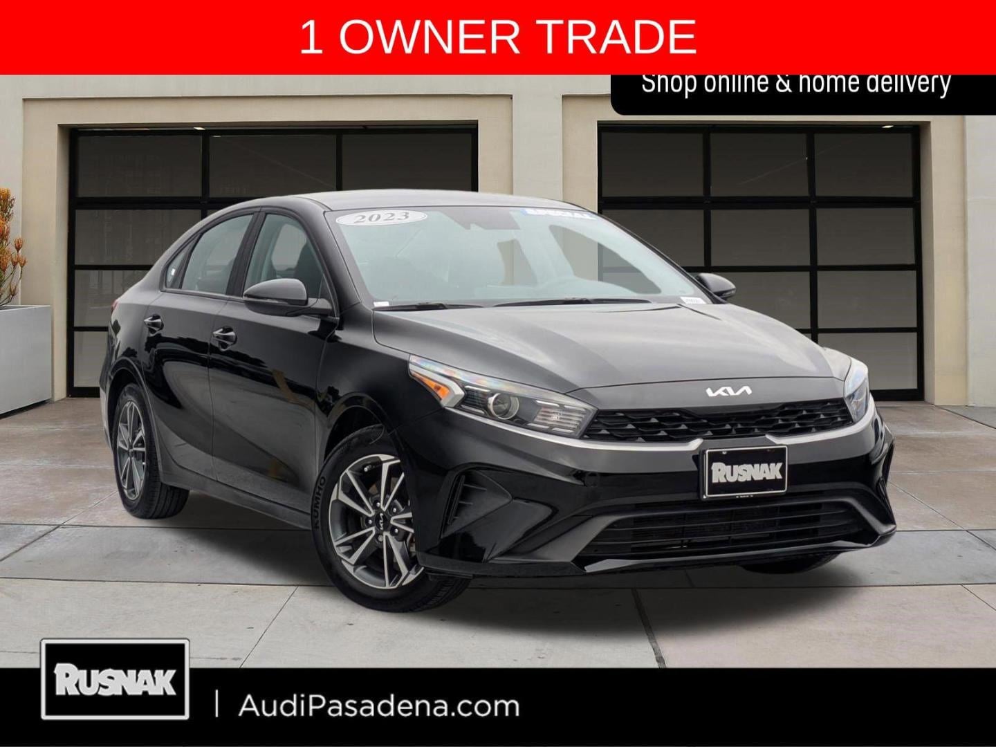 2023 Kia Forte LXS AT's photo
