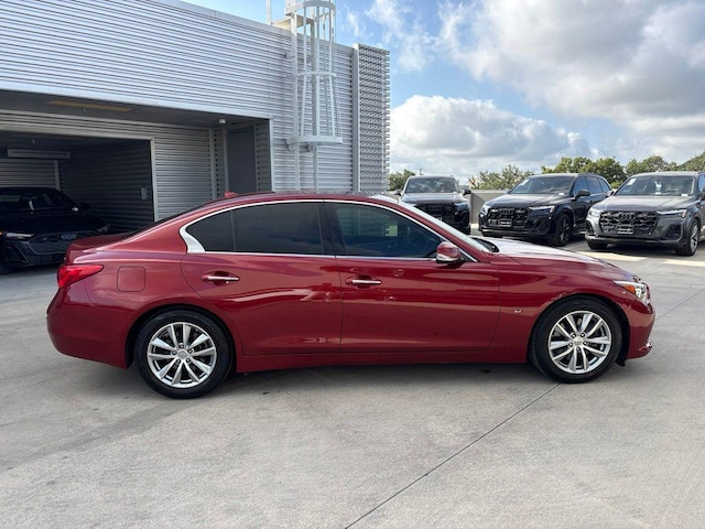 2015 Infiniti Q50
