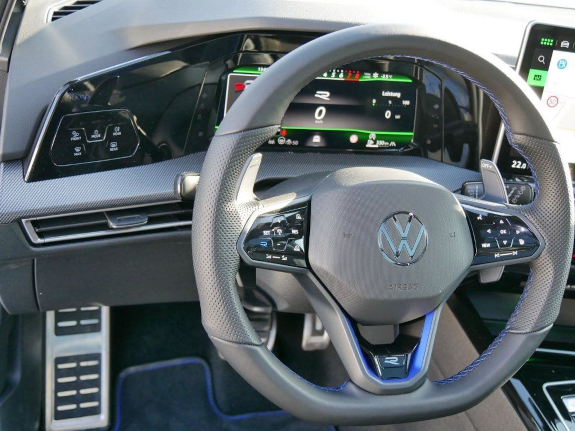 Volkswagen Golf Variant R
