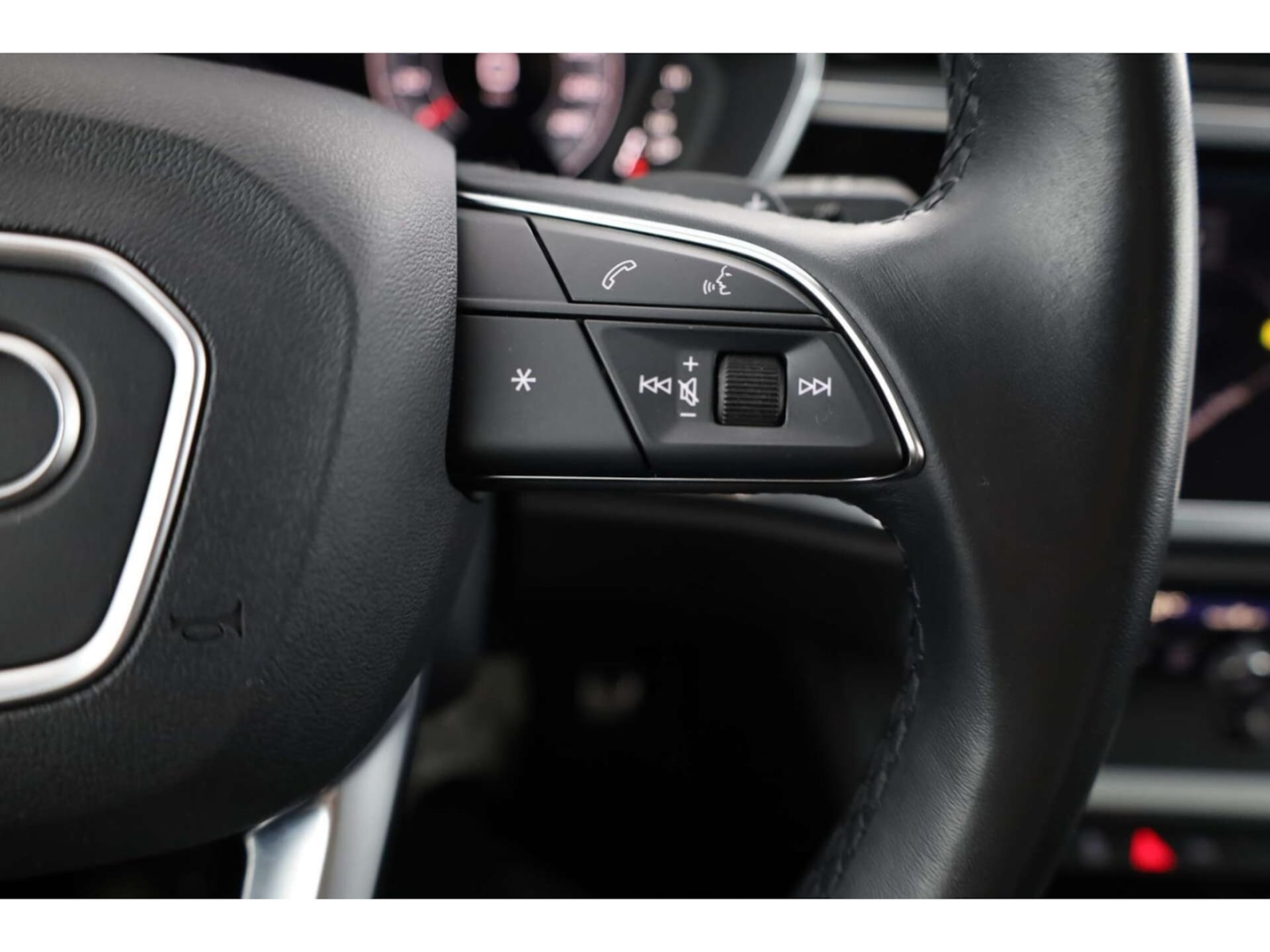 Audi Q3 SUV S line