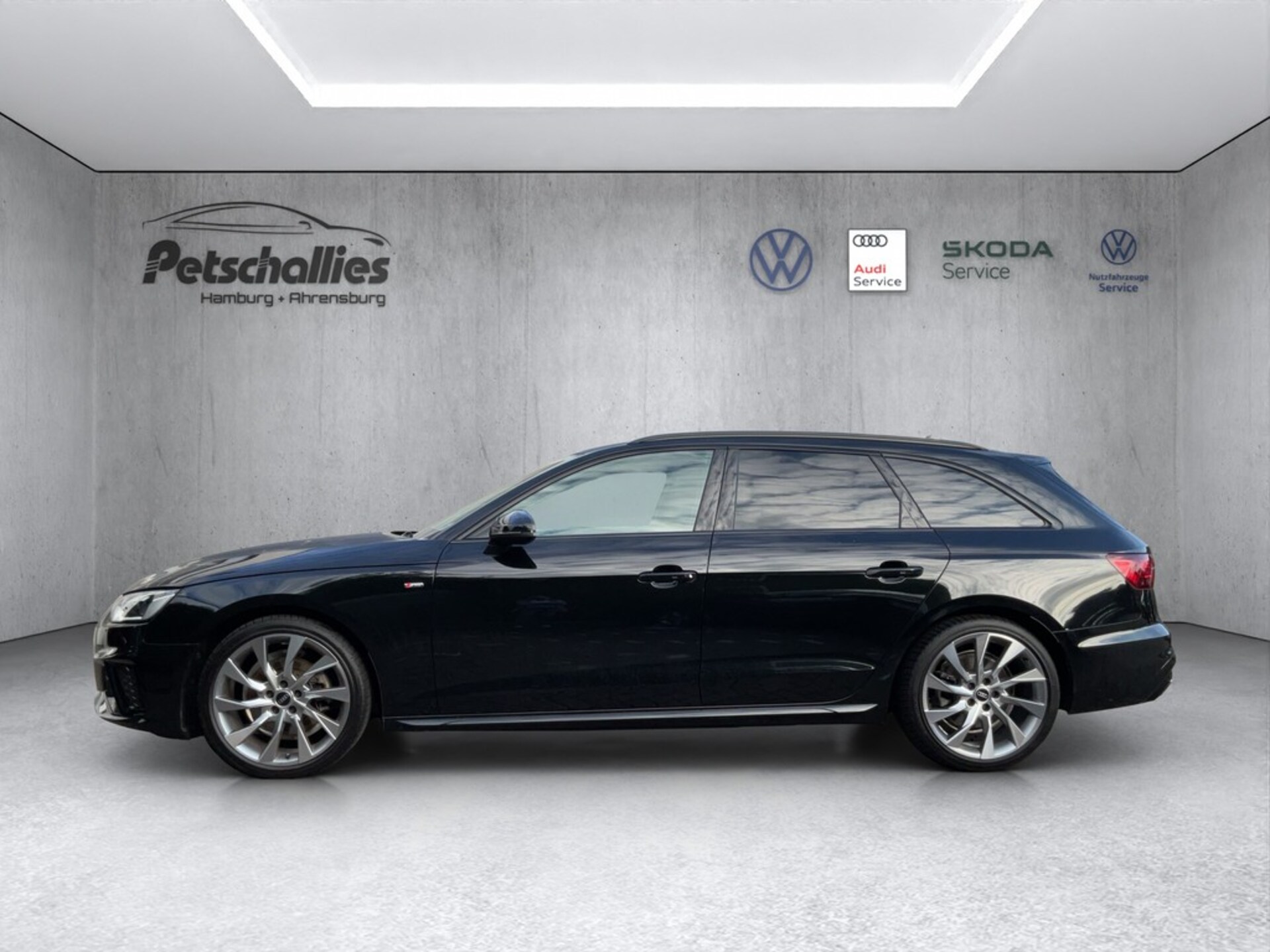 Audi A4 Avant S line