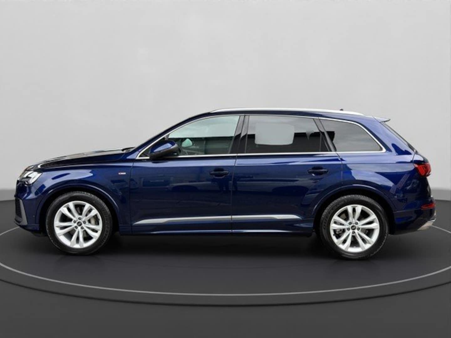 Bild über Audi Q7 competition plus 50 TDI quattro tiptronic - für weitere Informationen kontaktieren Sie den Audi Partner