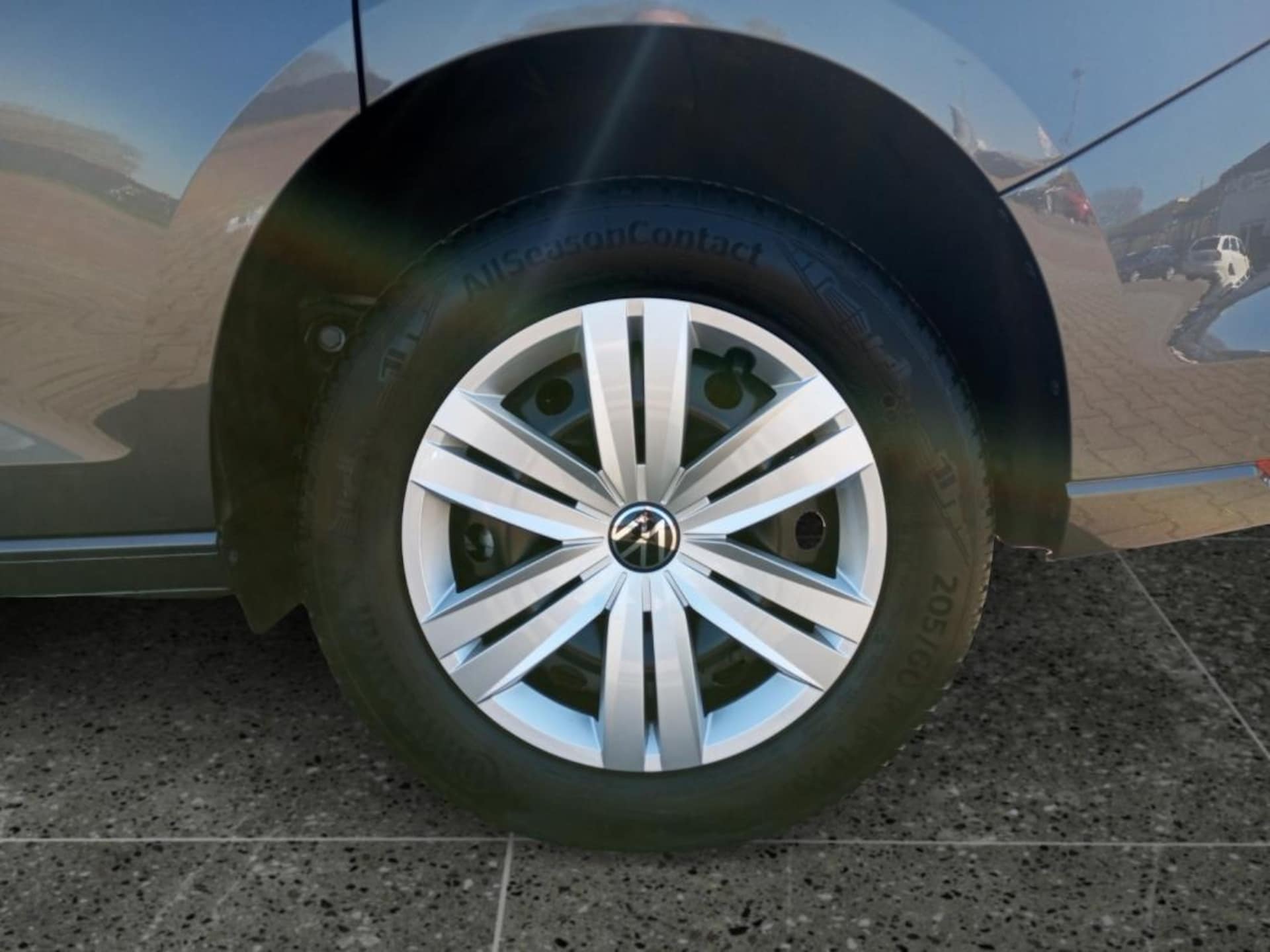 Volkswagen Caddy Basis-Modell