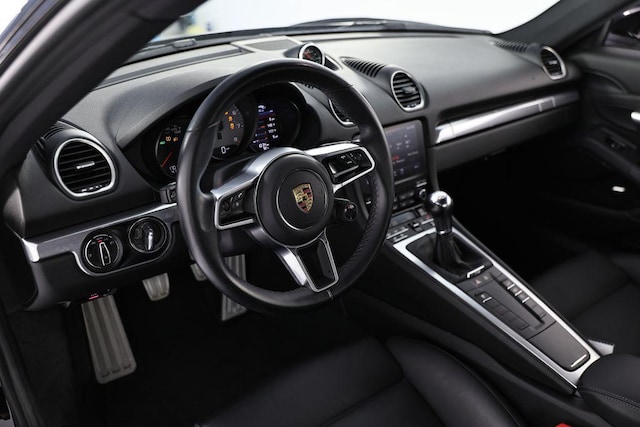2024 Porsche 718 Cayman