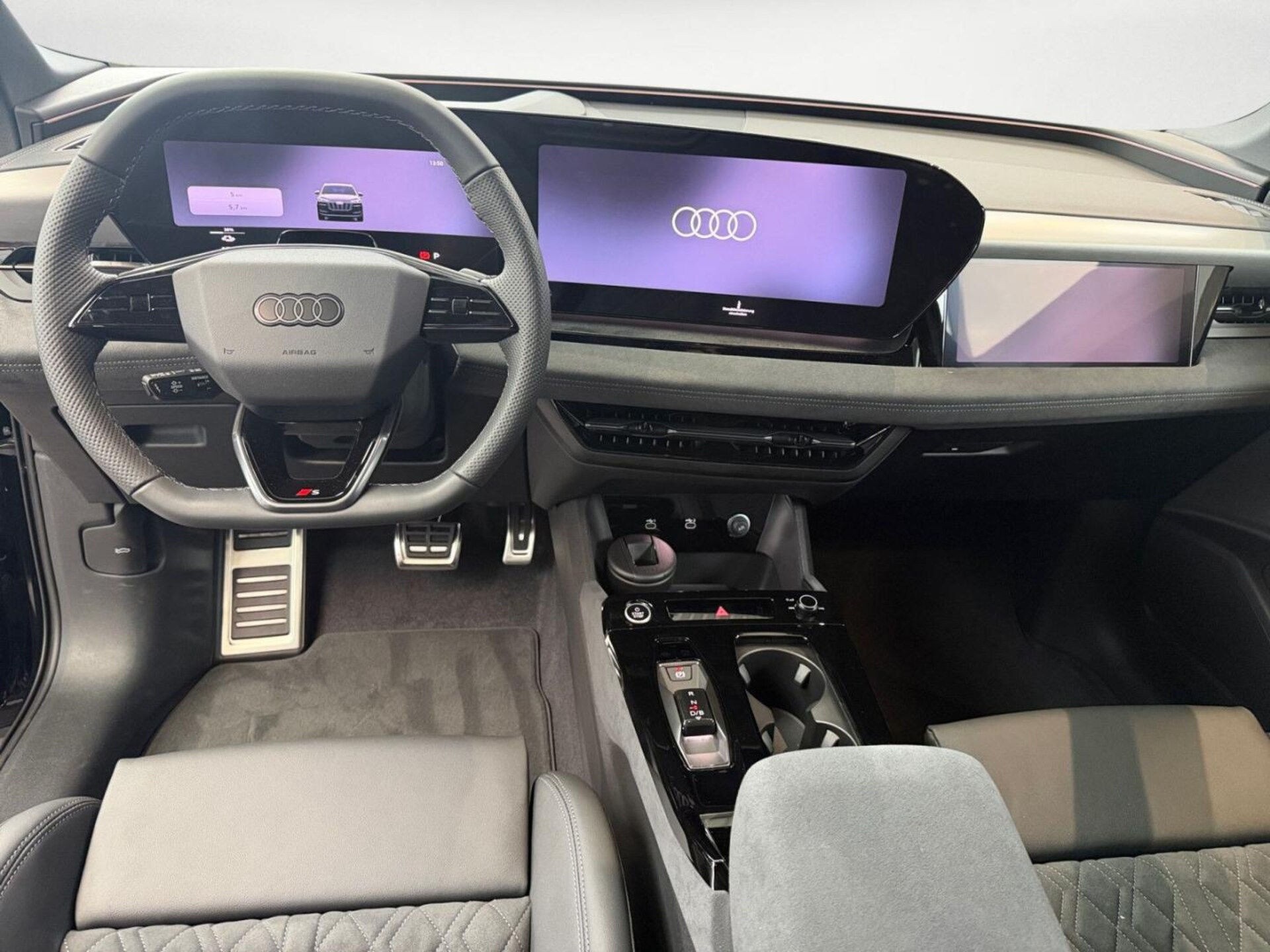 Audi Q6 SUV e-tron