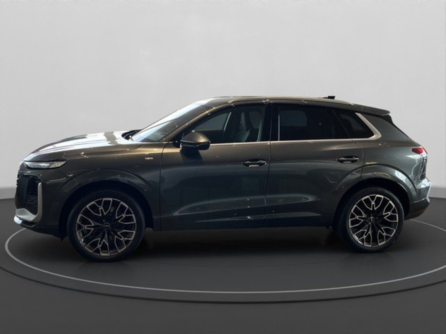Bild über Audi Q3 SUV TDI 110 kW S tronic - für weitere Informationen kontaktieren Sie den Audi Partner