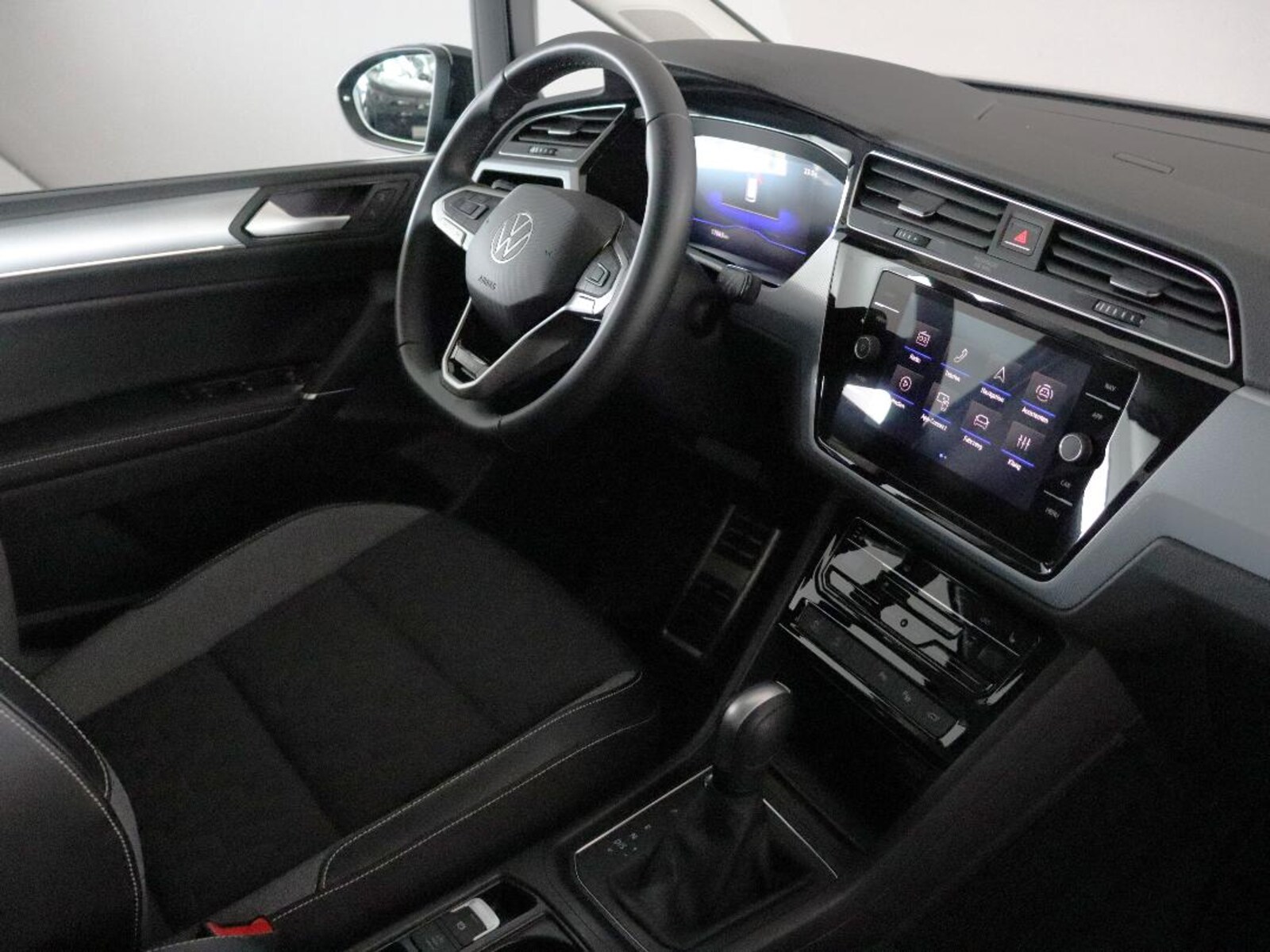Volkswagen Touran – Bild 21