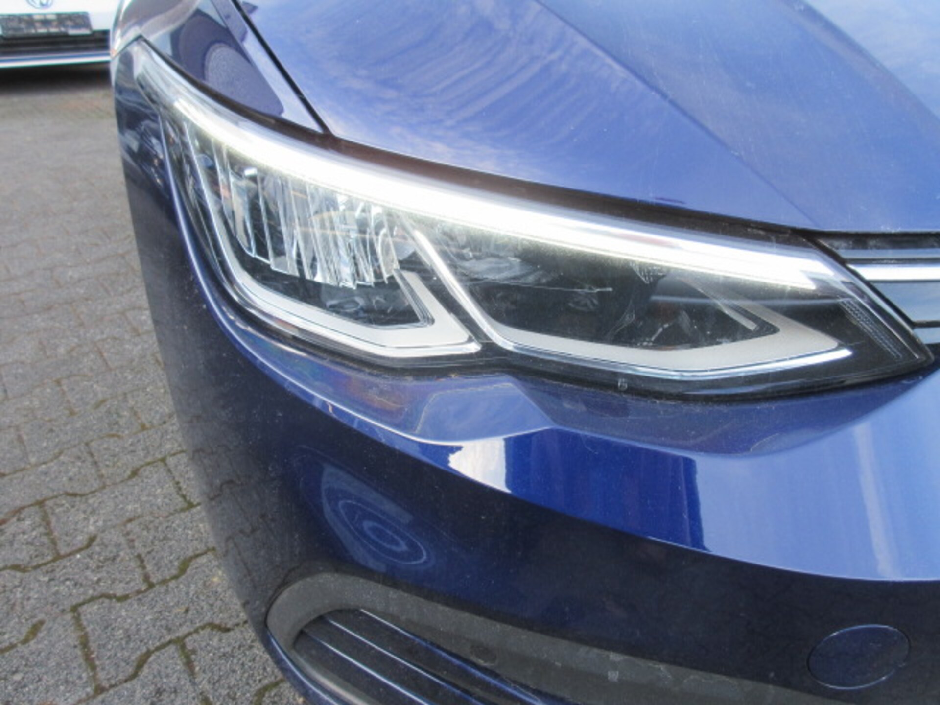 Volkswagen Golf Life