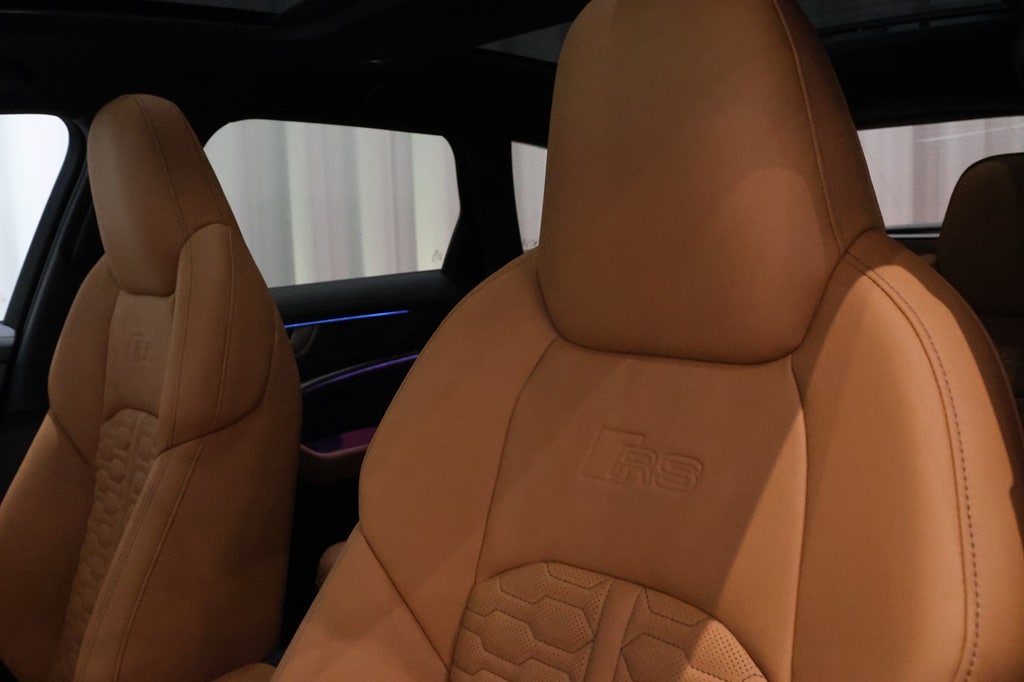 Bild som visar Audi RS 6 Avant RS 6 Avant performance 630 hk tiptronic - för mer information kontakta din Audi Partner