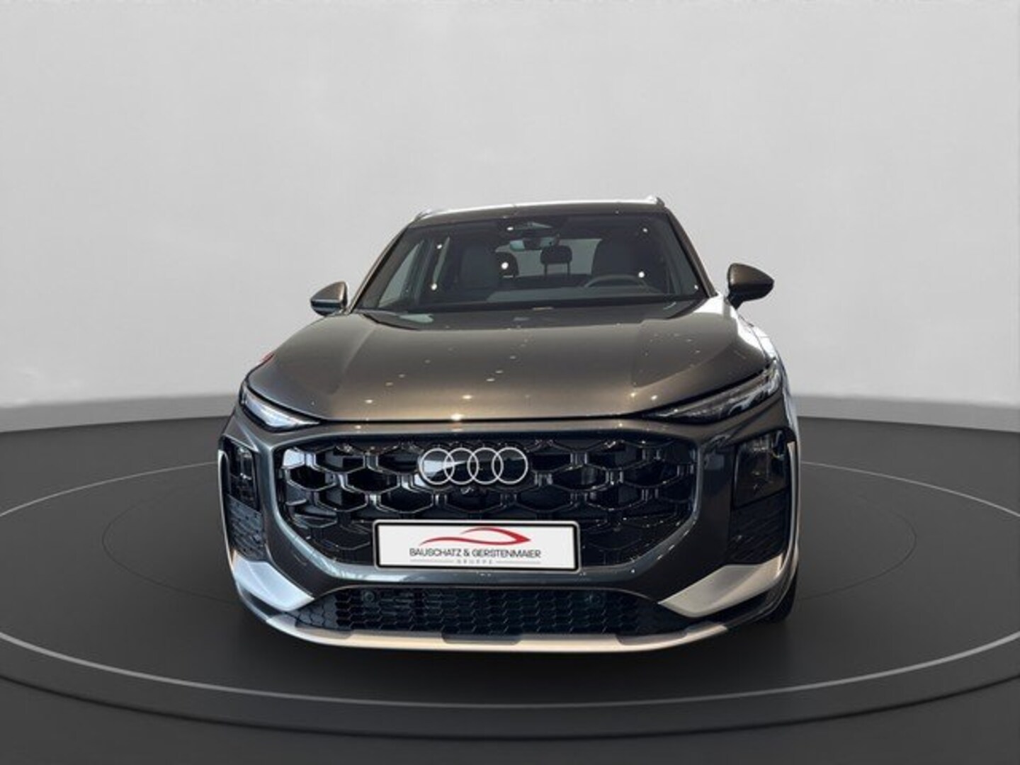 Bild über Audi Q3 SUV TDI 110 kW S tronic - für weitere Informationen kontaktieren Sie den Audi Partner
