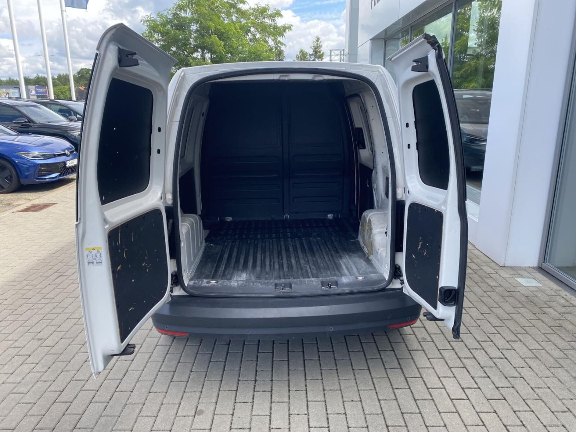 Volkswagen Caddy panel van