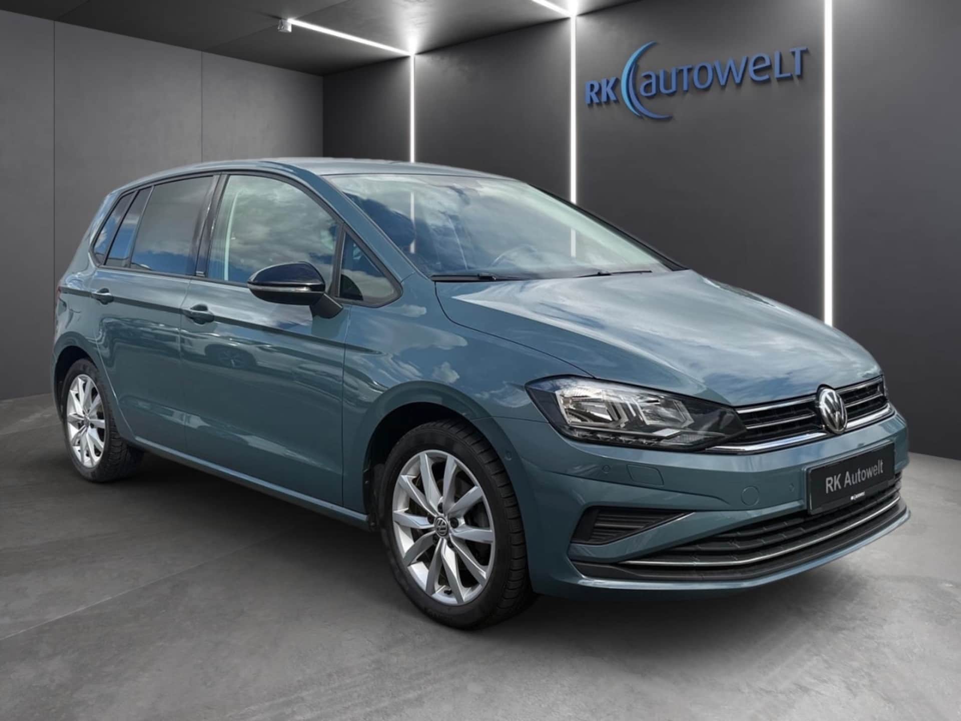 Volkswagen Golf Sportsvan IQ.DRIVE