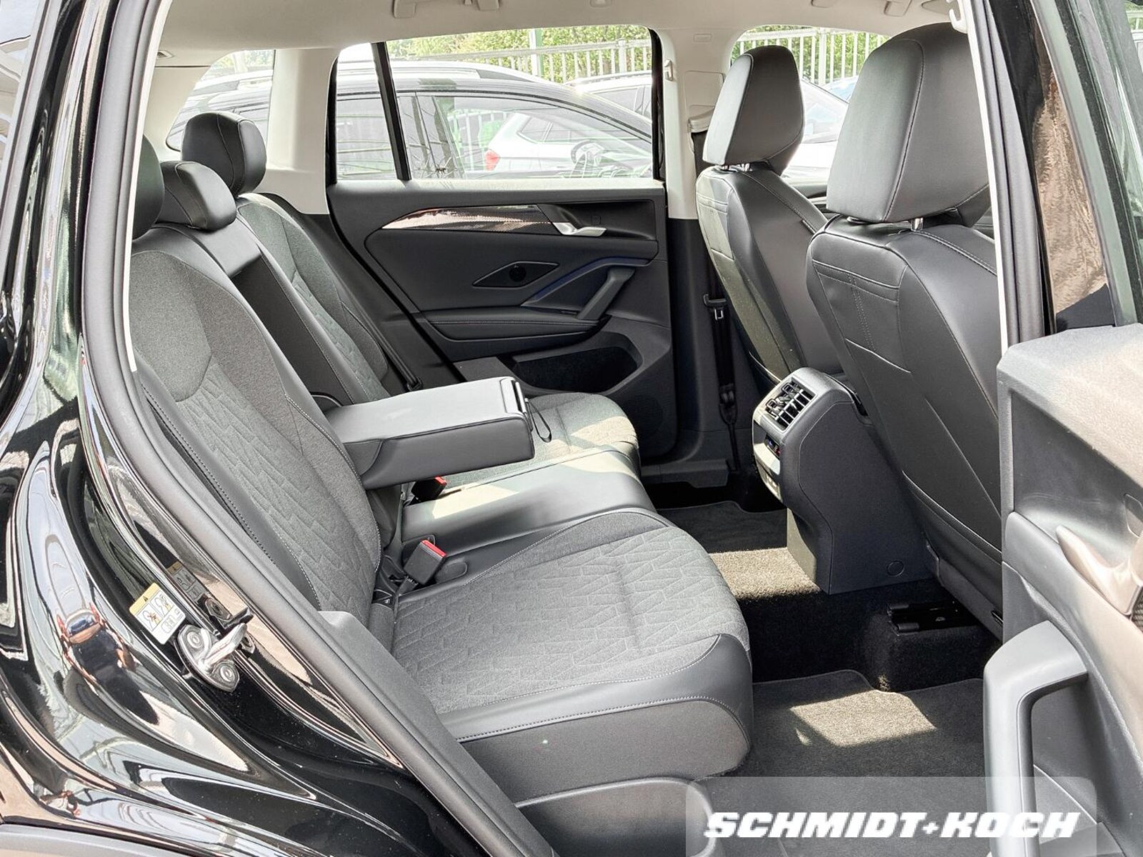 Volkswagen Tiguan – Bild 8
