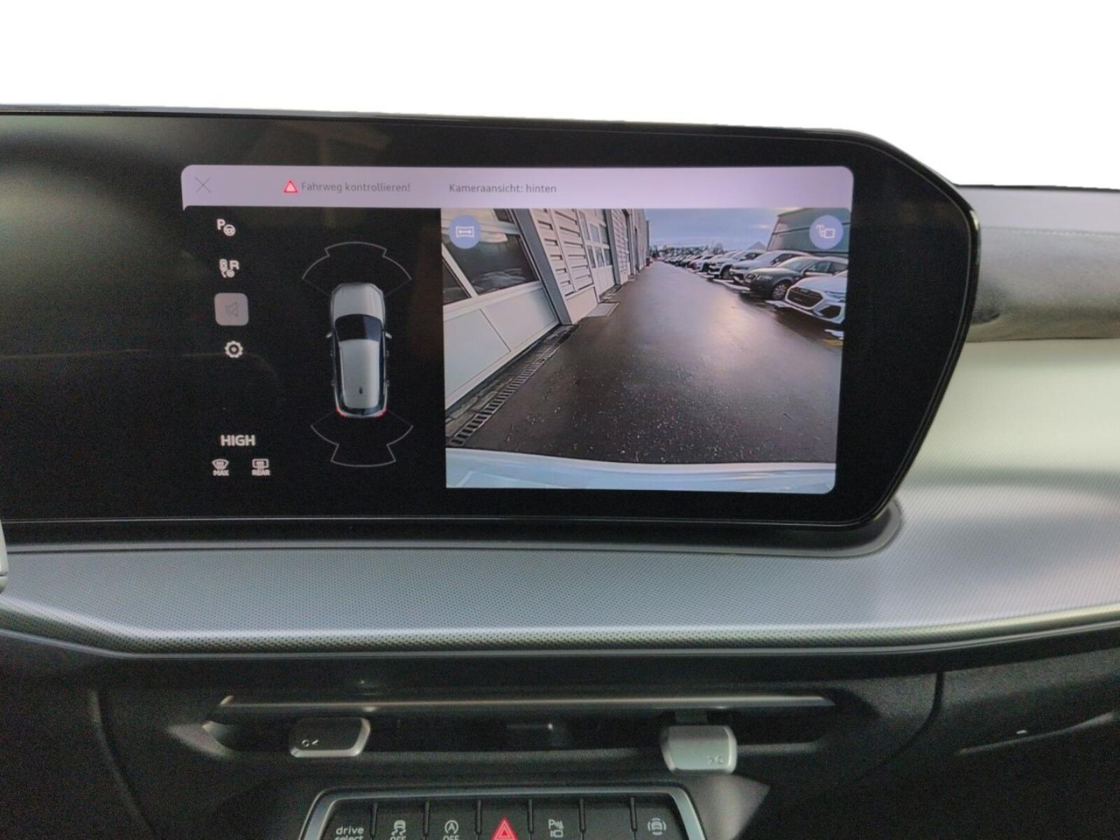 Audi Q3 – Bild 14