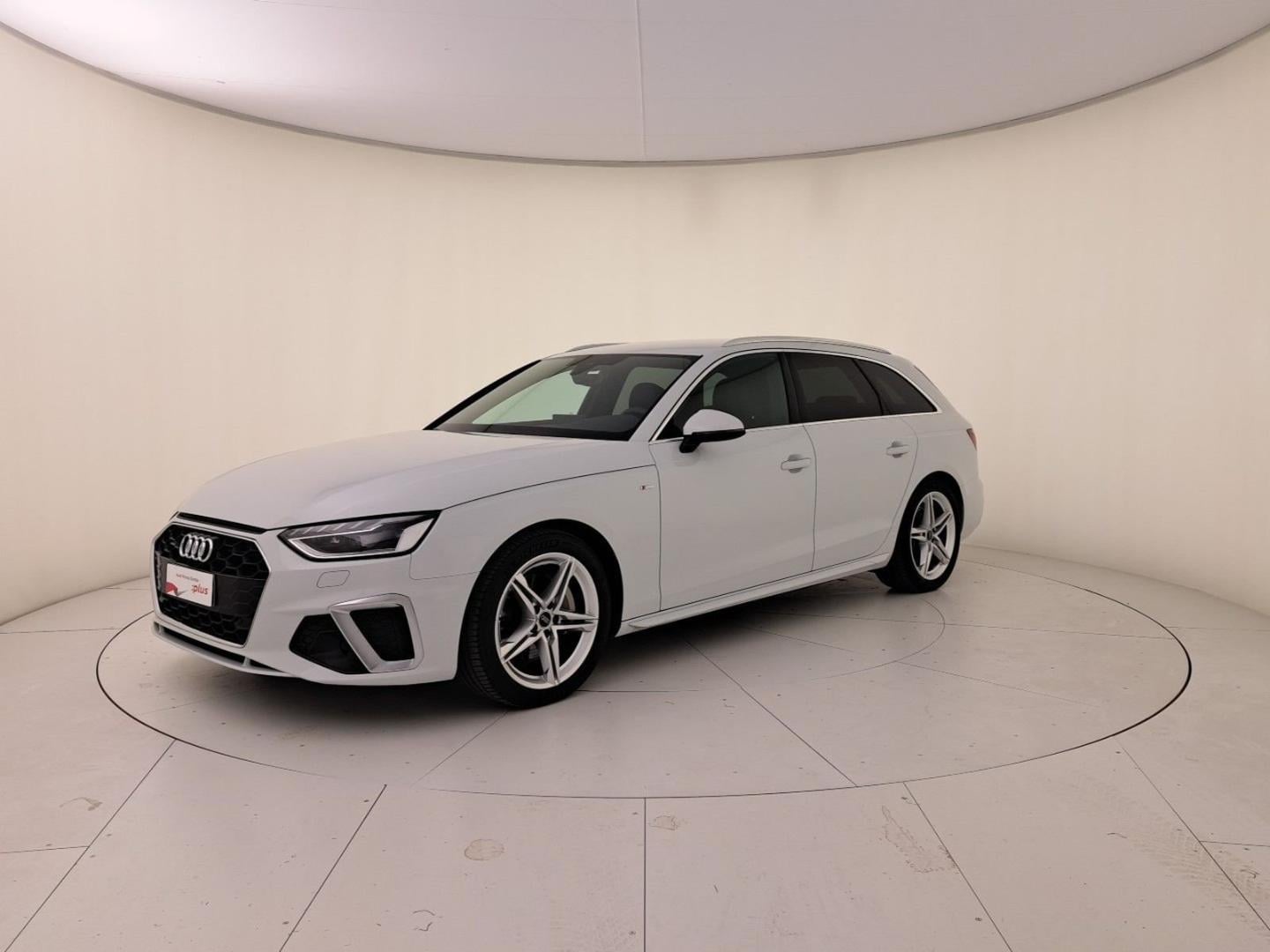 Image about Audi A4 Avant S line edition 40 TDI quattro 150 kW (204 CV) S tronic
