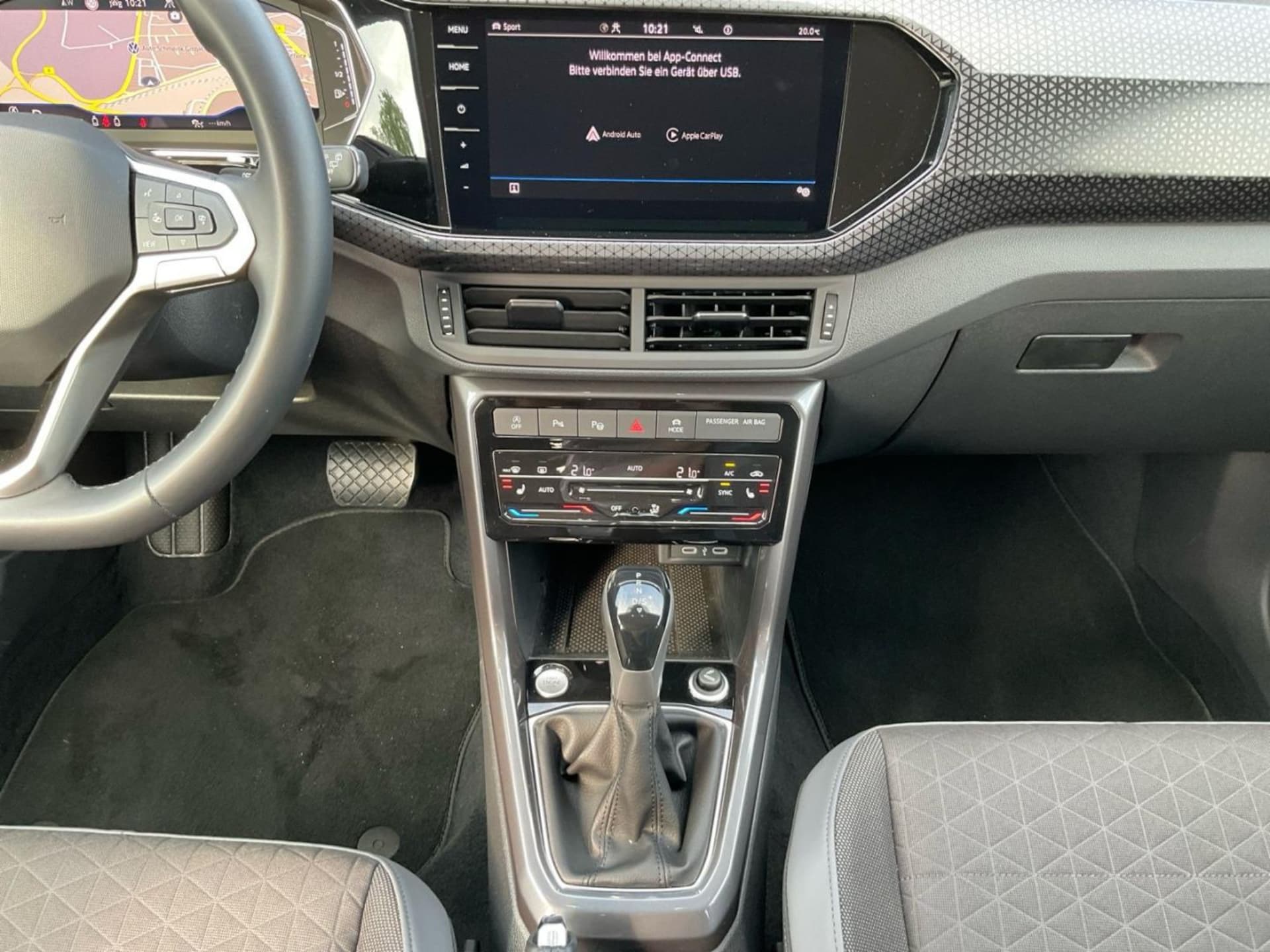 Volkswagen T-Cross Style