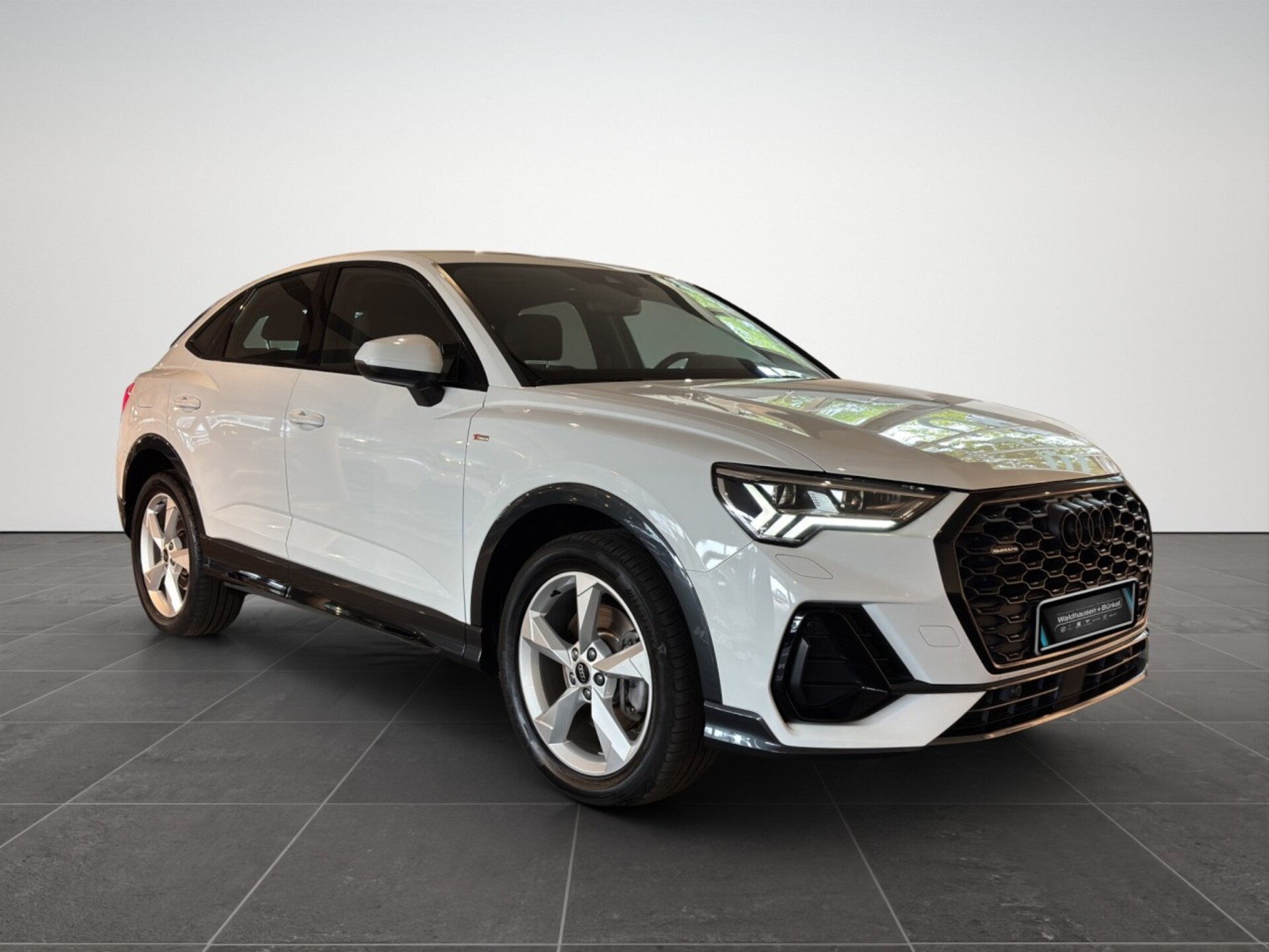Audi Q3 Sportback S line