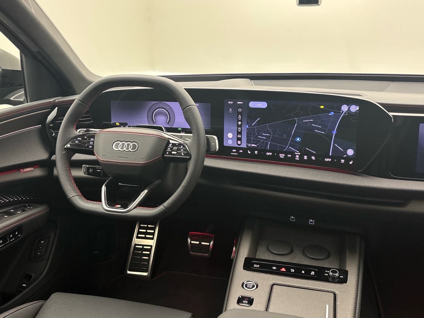 Bild über Audi Q7 SUV TDI quattro 220 kW tiptronic - für weitere Informationen kontaktieren Sie den Audi Partner