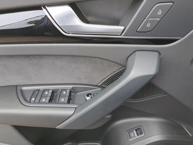Image about Audi SQ5 Sportback TDI tiptronic