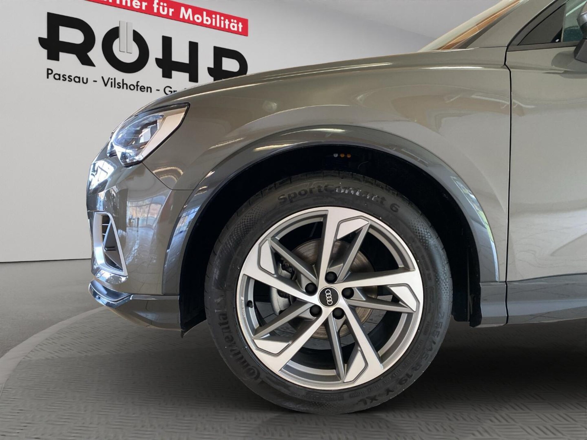 Audi Q3 SUV advanced
