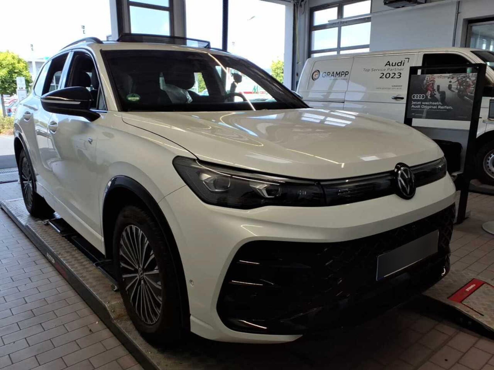Volkswagen Tiguan – Bild 10