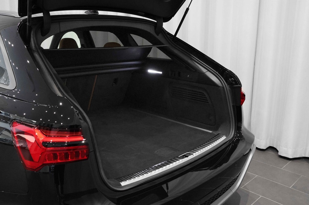 Bild som visar Audi RS 6 Avant RS 6 Avant performance 630 hk tiptronic - för mer information kontakta din Audi Partner