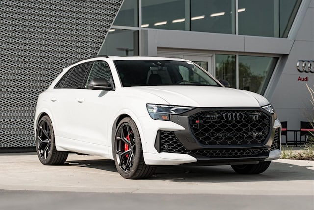 2026 Audi RS Q8 SUV performance