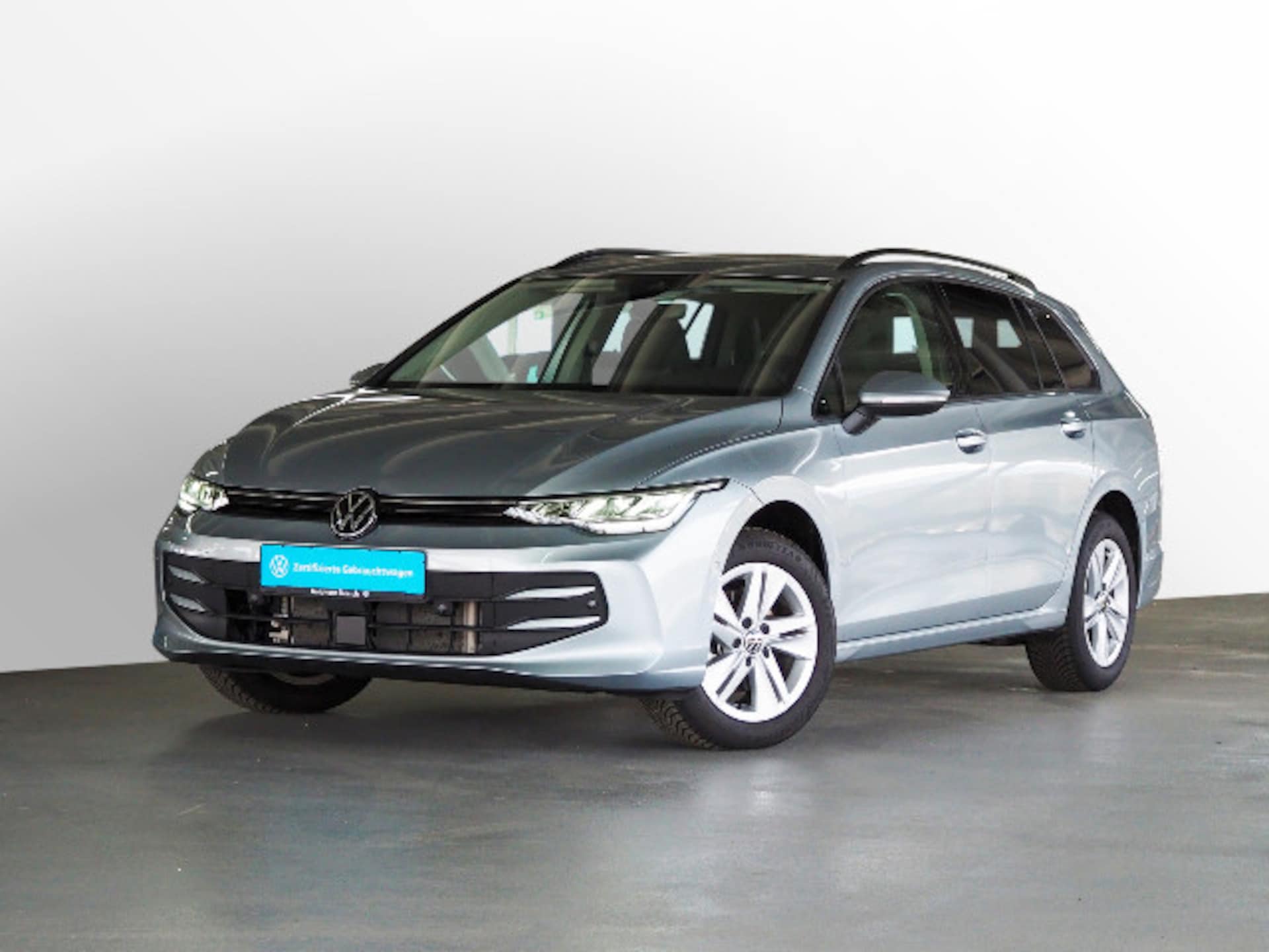 Volkswagen Golf Variant Life