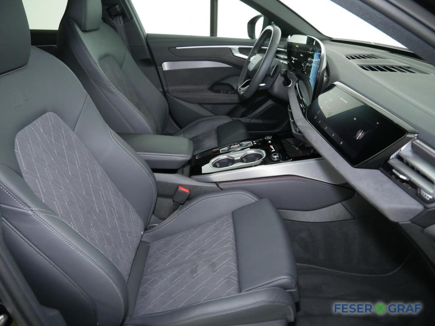 Bild über Audi A6 Limousine TDI 150 kW S tronic - für weitere Informationen kontaktieren Sie den Audi Partner