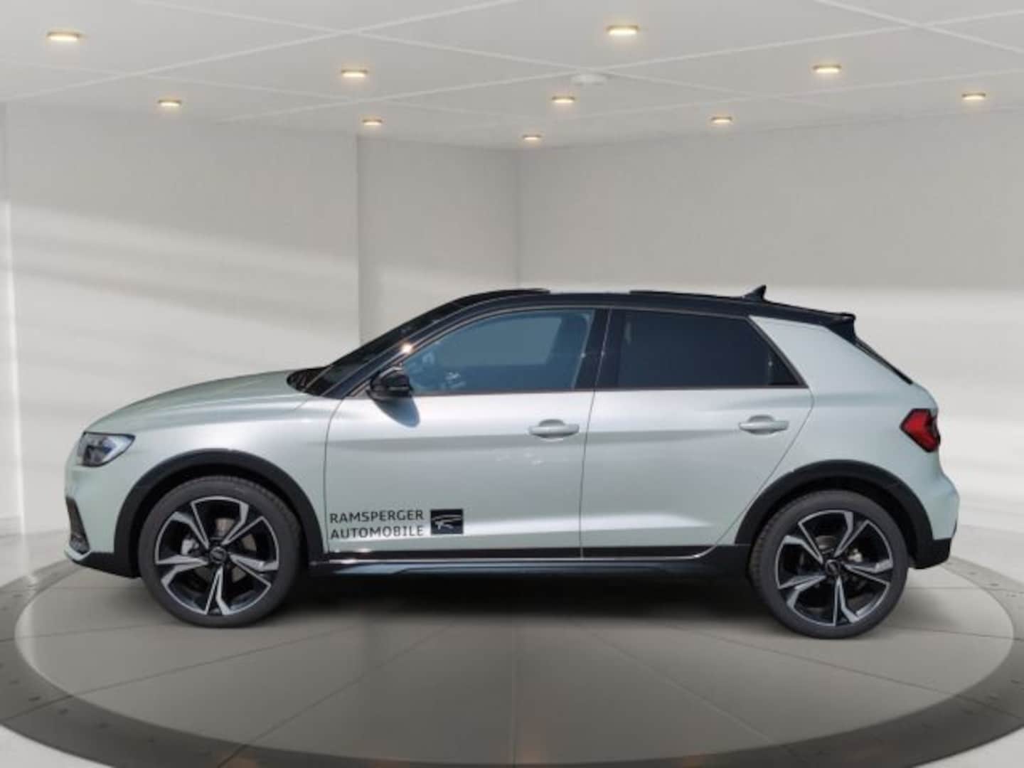 Bild über Audi A1 allstreet 30 TFSI S tronic - für weitere Informationen kontaktieren Sie den Audi Partner