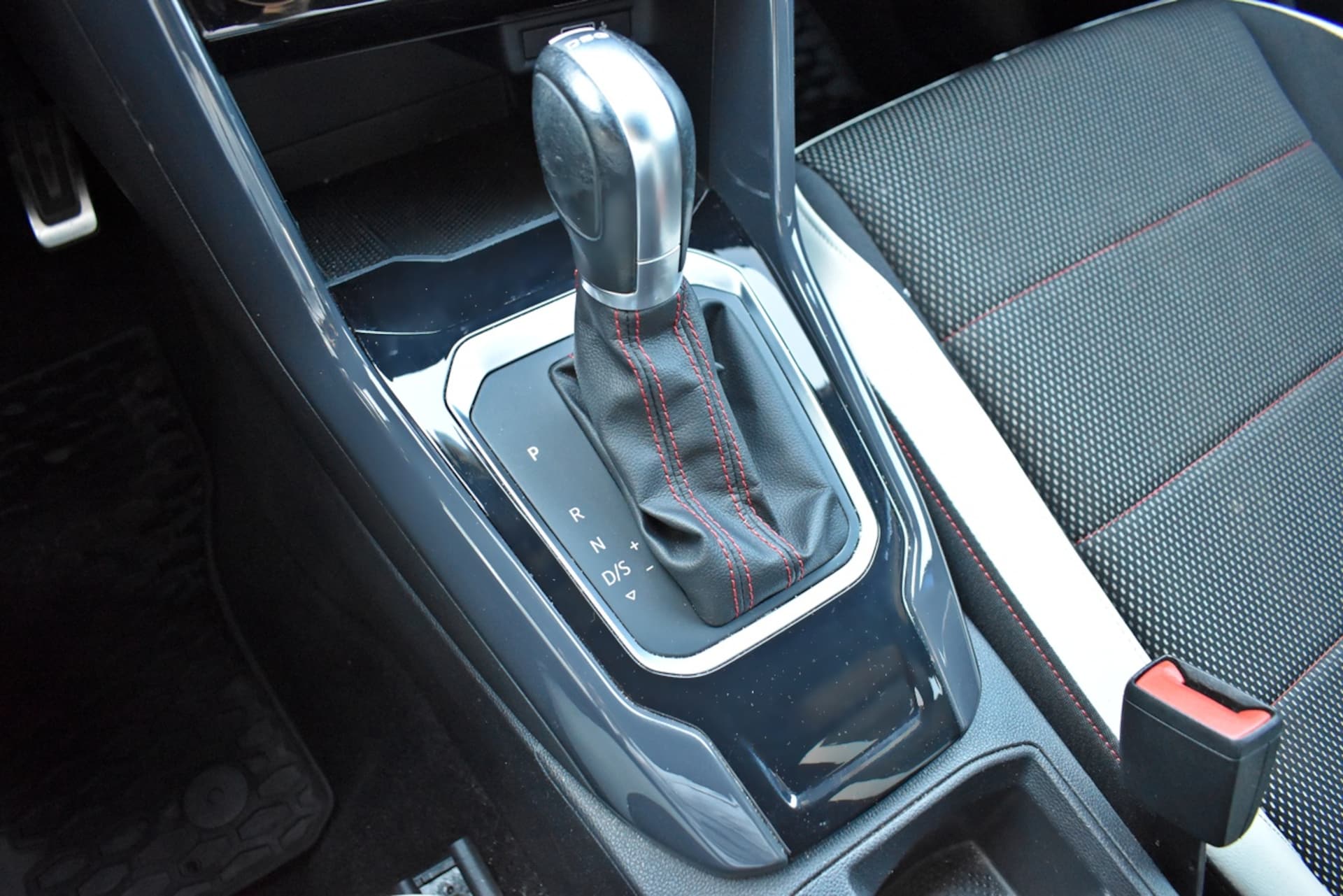 Volkswagen T-Roc Sport
