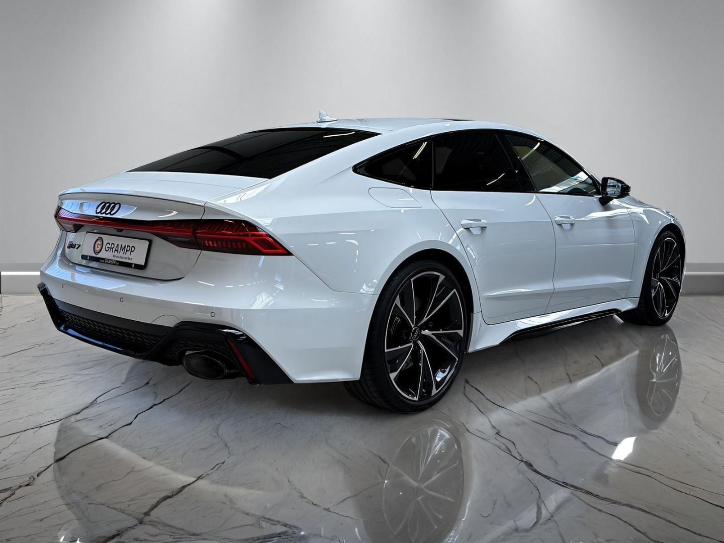 Bild über Audi RS 7 Sportback TFSI quattro tiptronic - für weitere Informationen kontaktieren Sie den Audi Partner