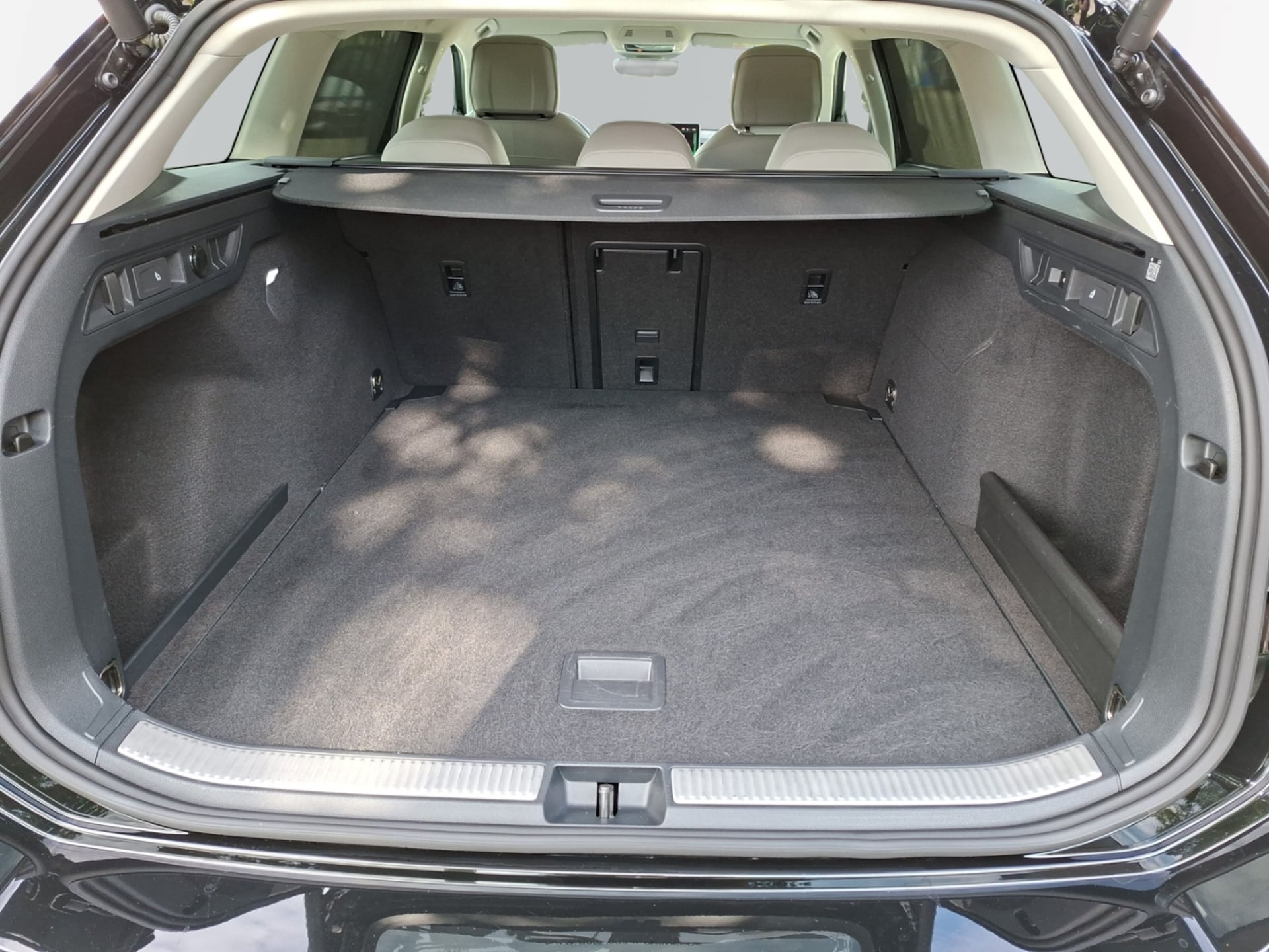 Volkswagen Passat Elegance