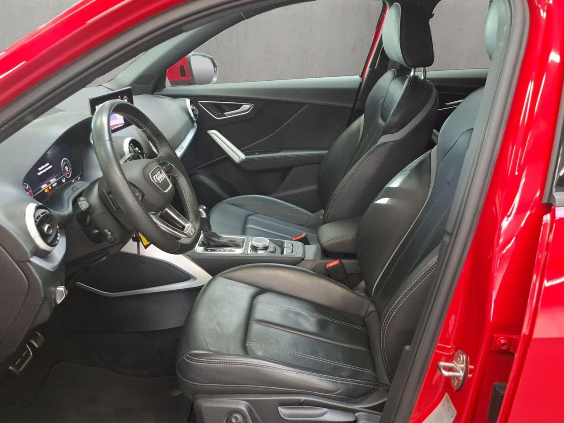 Audi Q2 S line