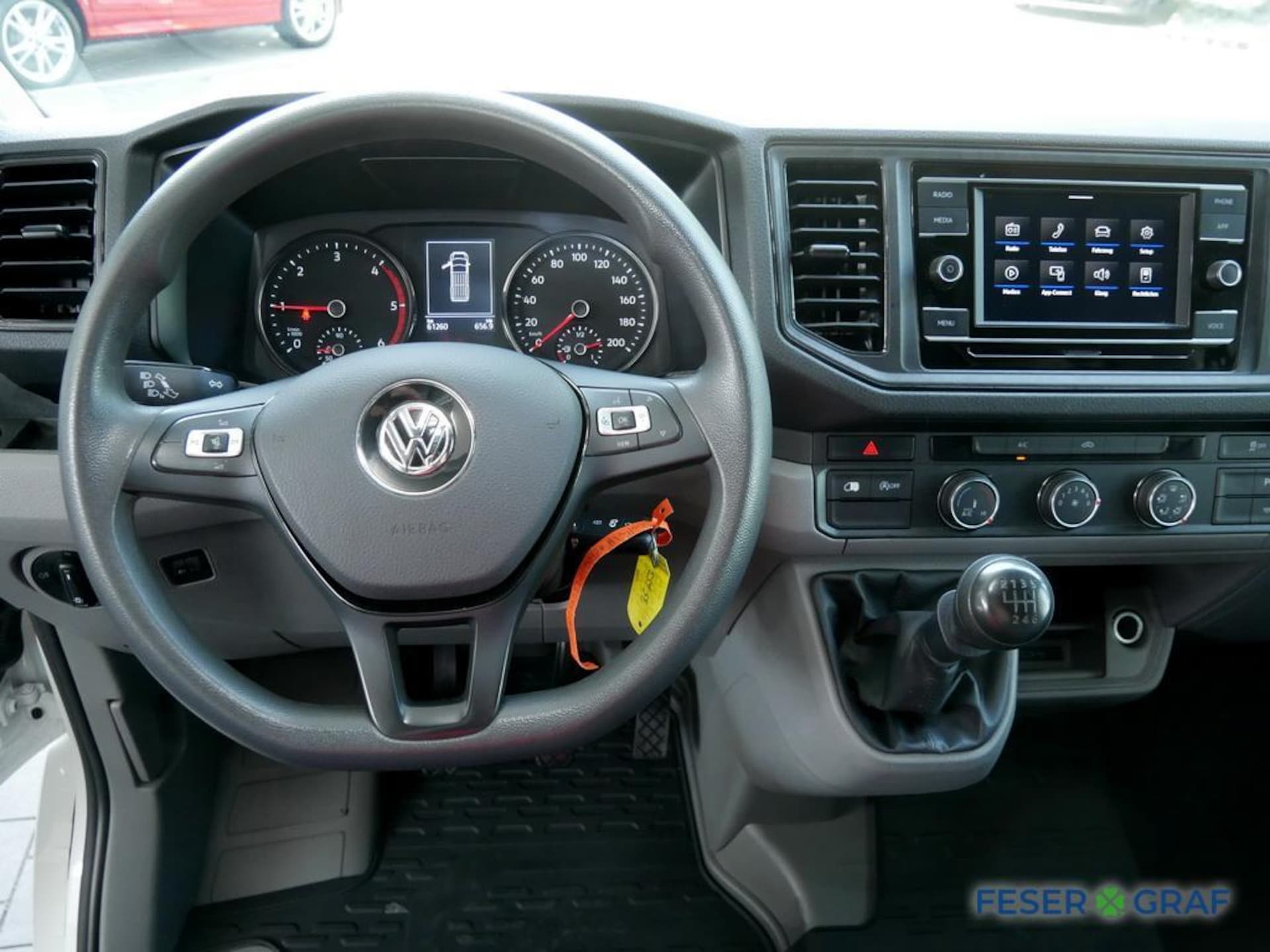 Volkswagen Crafter Kasten langer Radstand
