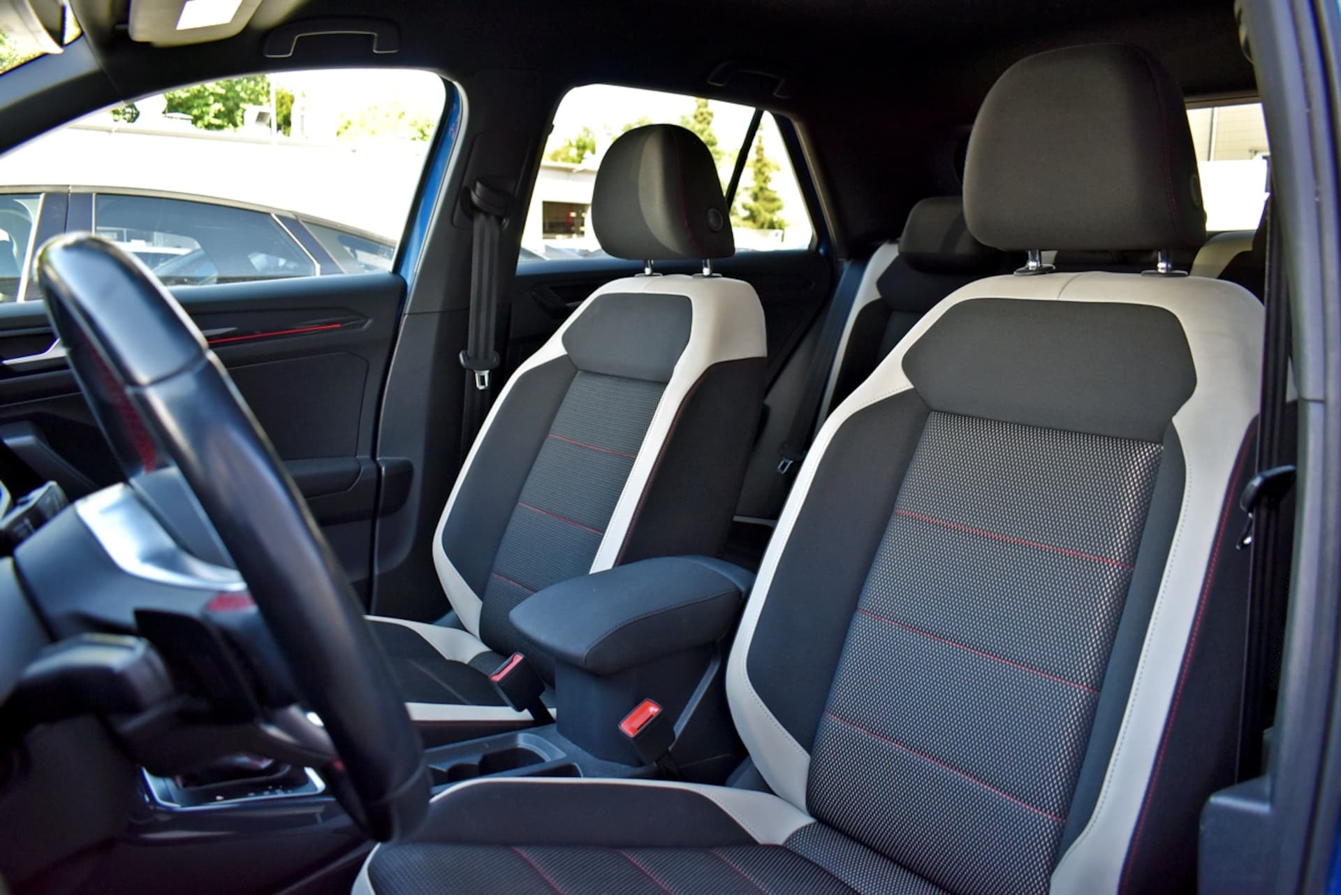 Volkswagen T-Roc Sport