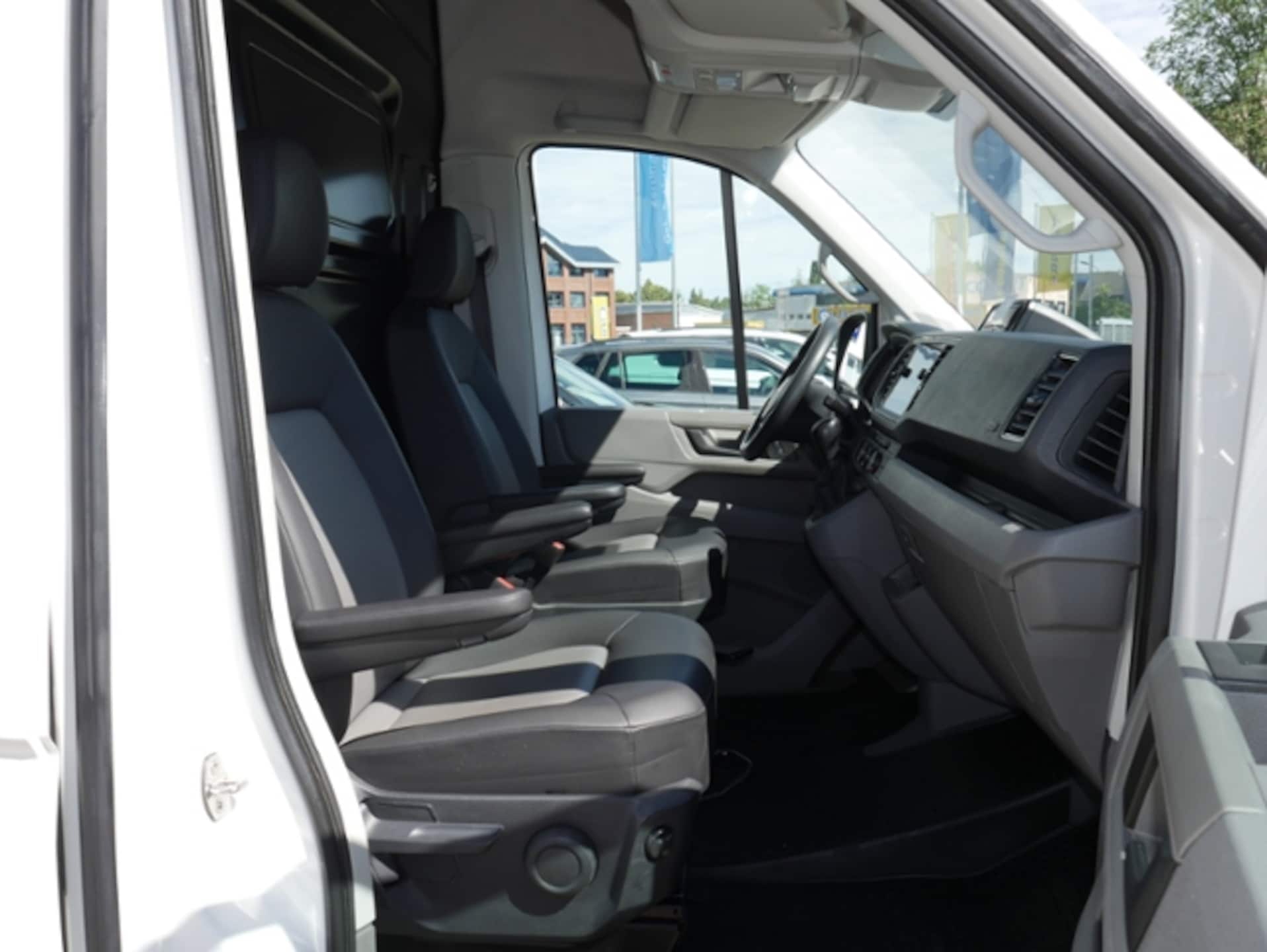 Volkswagen Crafter Kasten mittlerer Radstand