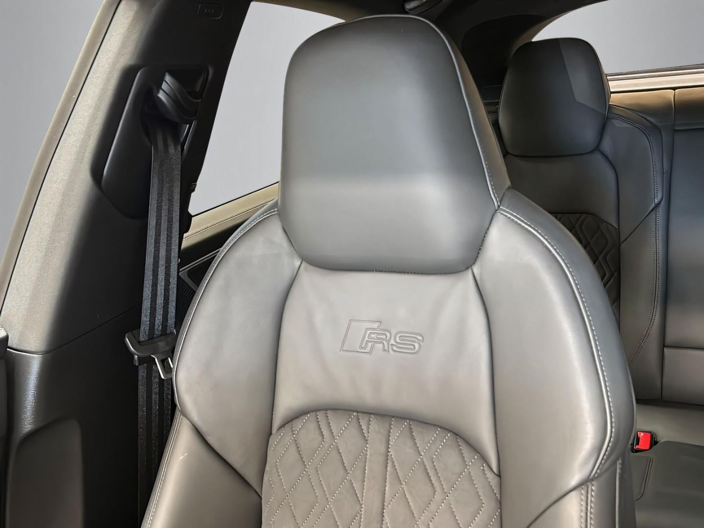 Bild über Audi RS 7 Sportback TFSI quattro tiptronic - für weitere Informationen kontaktieren Sie den Audi Partner