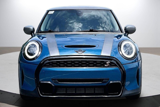 2023 MINI