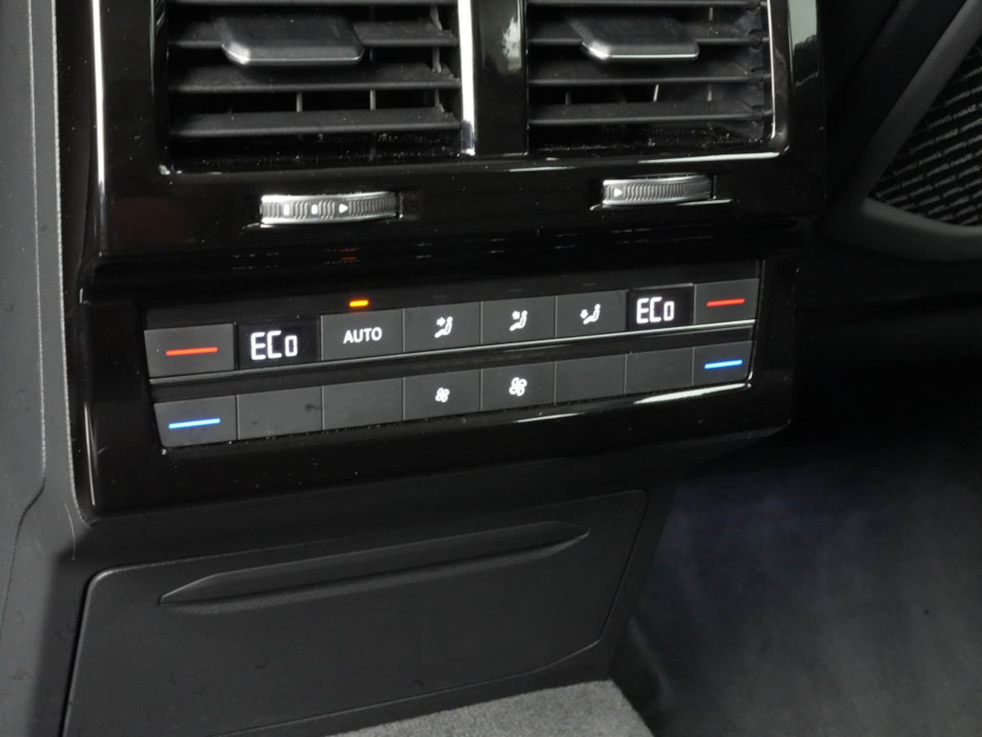 Volkswagen Touareg Elegance